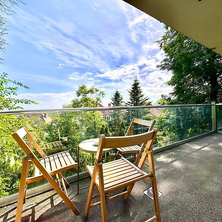 Central Maximus Apartment Brasov Luaran gambar