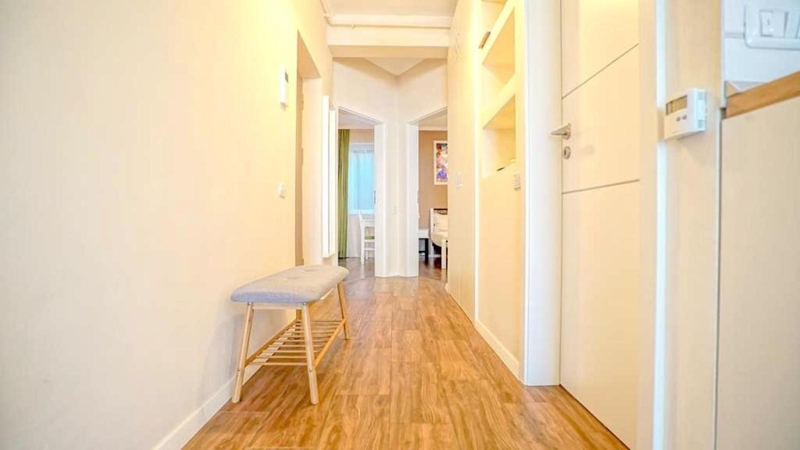 Central Maximus Apartment Brasov Luaran gambar