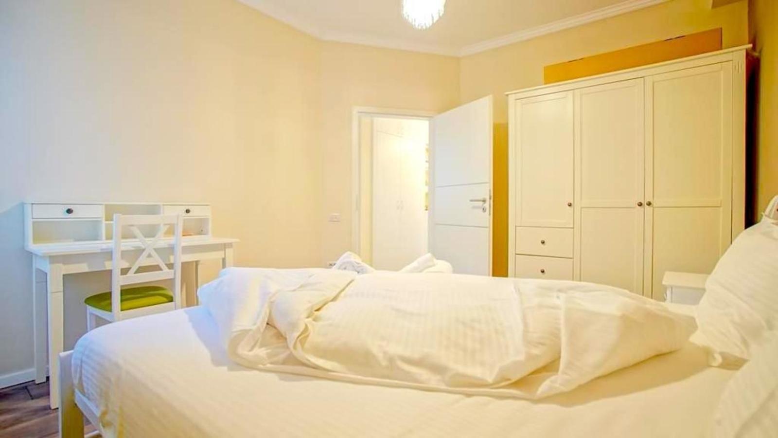 Central Maximus Apartment Brasov Luaran gambar