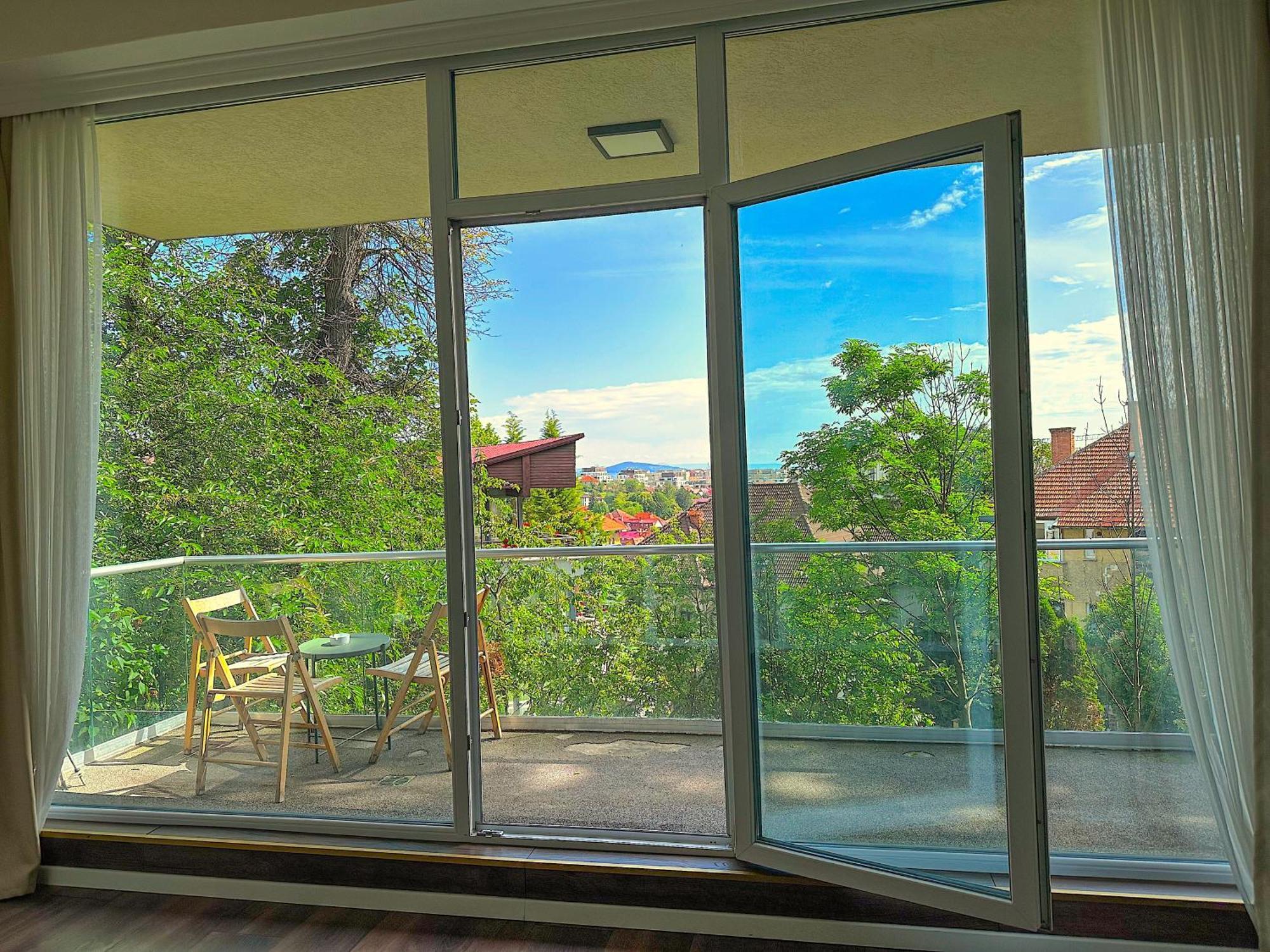 Central Maximus Apartment Brasov Luaran gambar